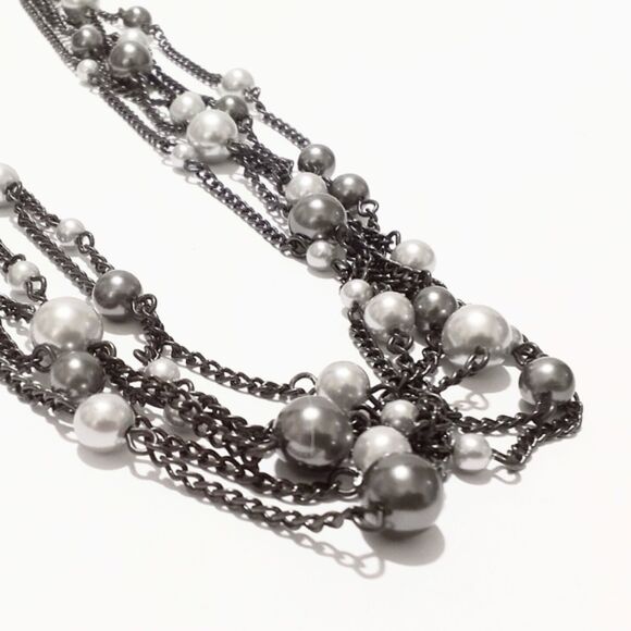 RMN Gunmetal Multi Strand Faux Pearl Station Necklace Signed - Picture 4 of 5